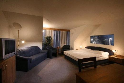 Kastiel Lucivna Otel Dış mekan fotoğraf