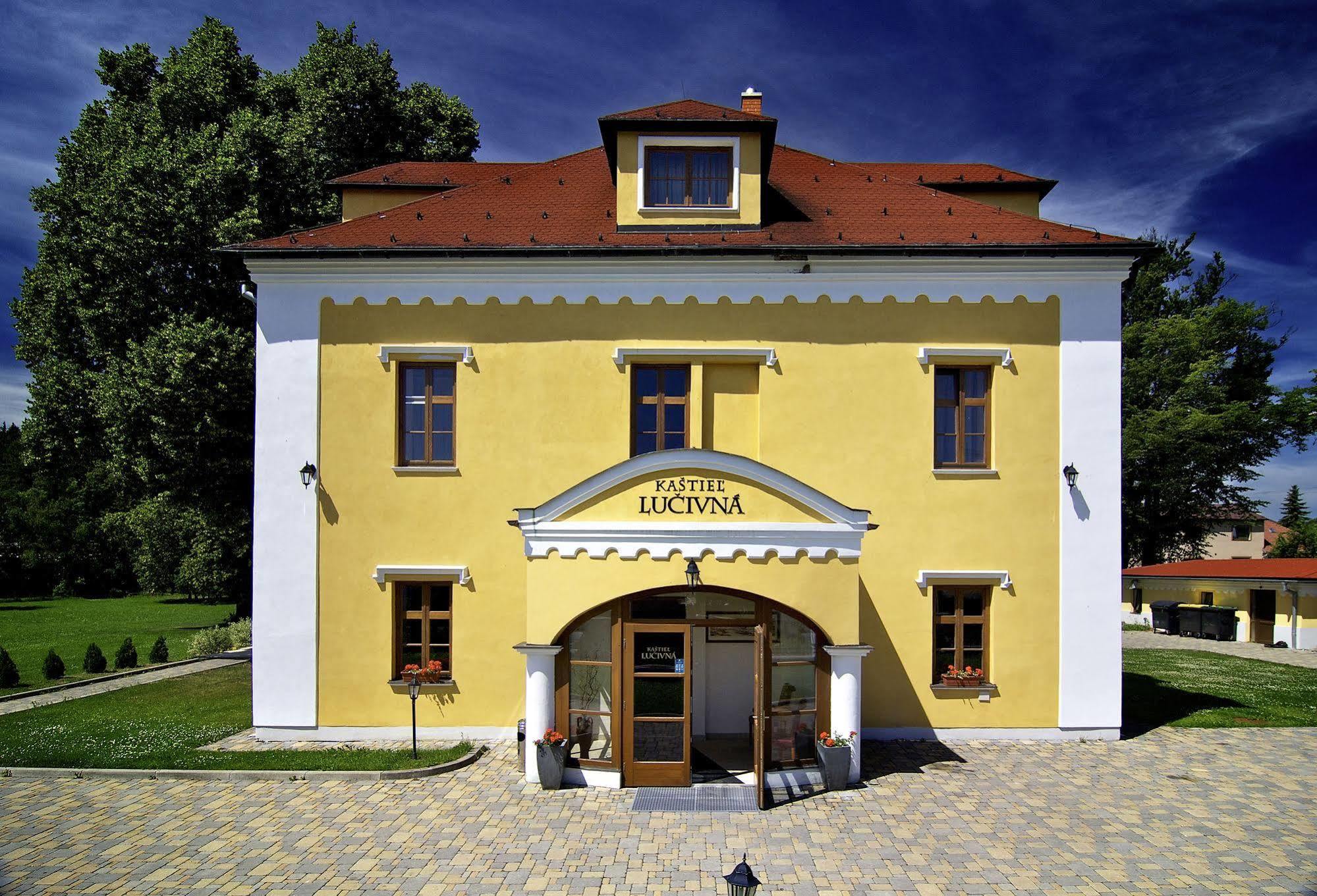 Kastiel Lucivna Otel Dış mekan fotoğraf